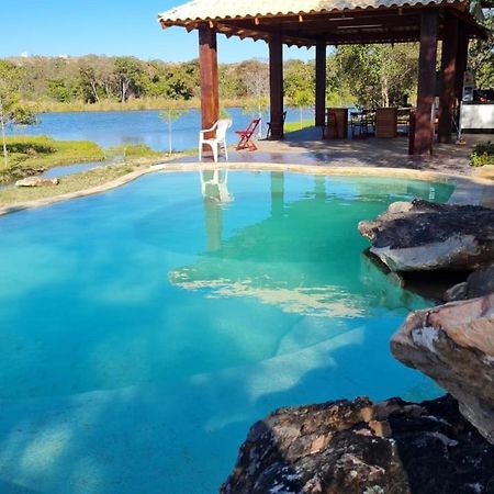 Chale Defronte Lagoa Na Serra Do Cipo Proximo A Cachoeira Grande, Cachoeira Do Pedrao E Cachoeira Veu Da Noiva Жаботикатубас Экстерьер фото