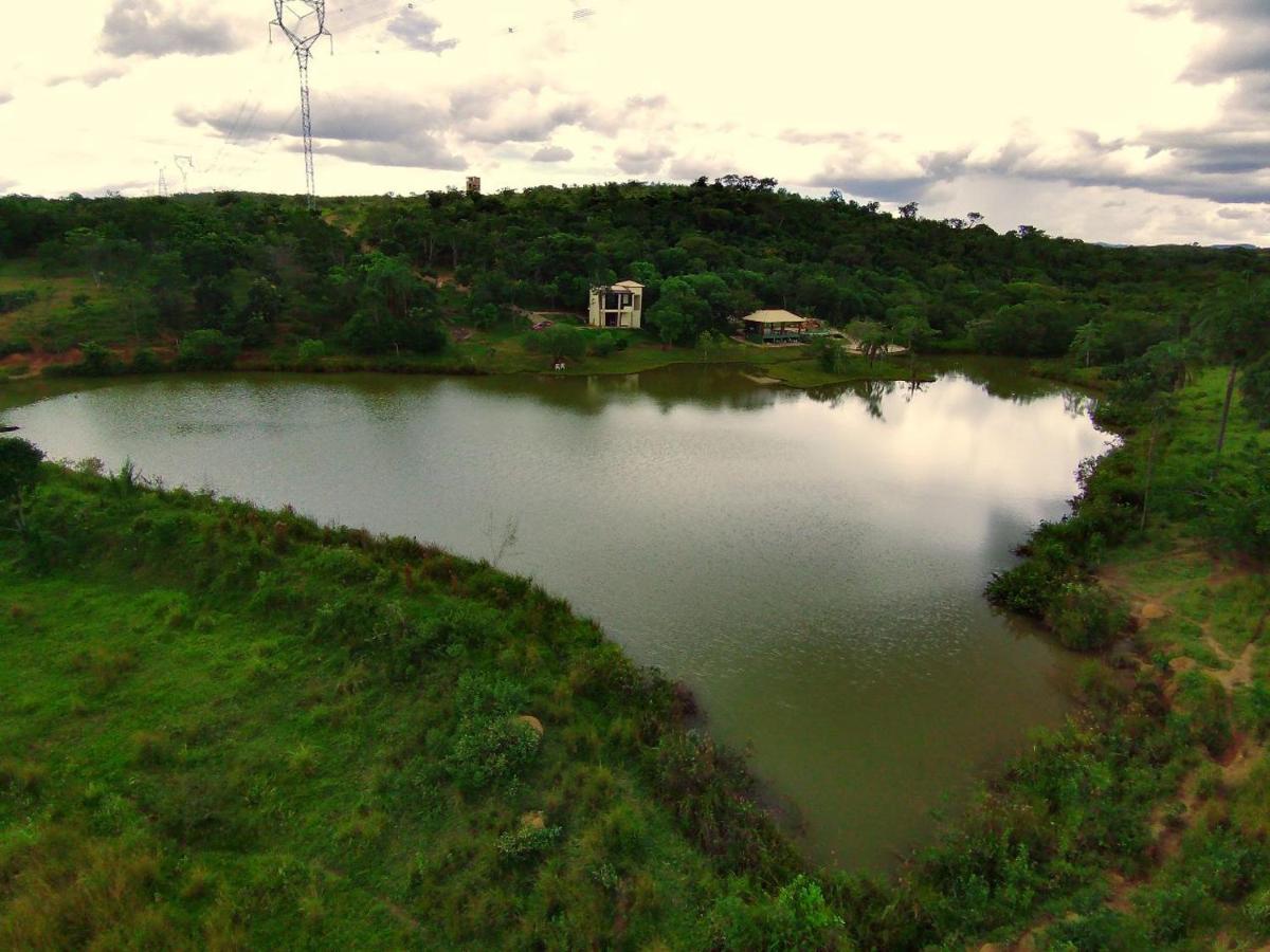 Chale Defronte Lagoa Na Serra Do Cipo Proximo A Cachoeira Grande, Cachoeira Do Pedrao E Cachoeira Veu Da Noiva Жаботикатубас Экстерьер фото